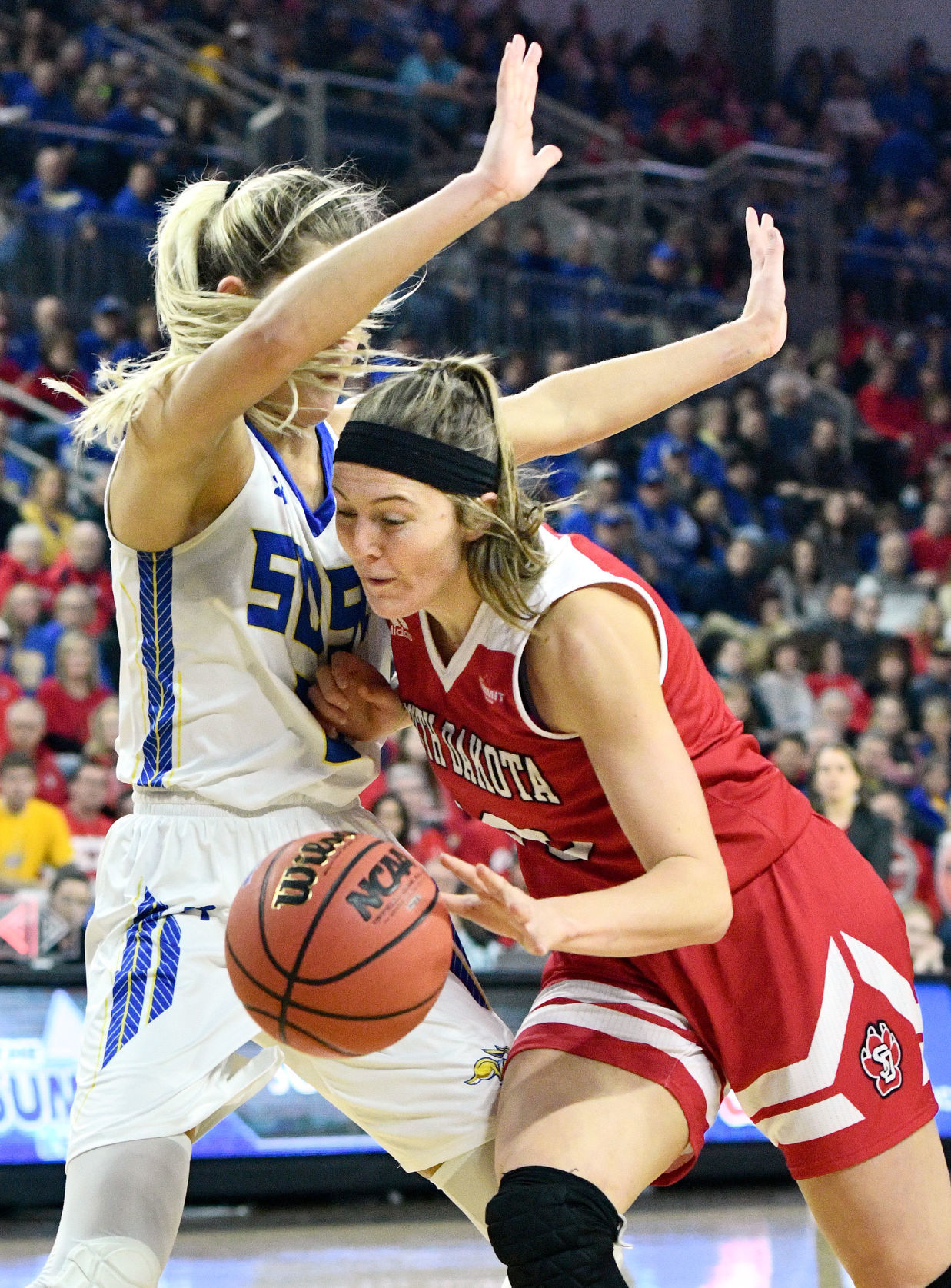 USD vs SDSU women's Summit League basketball